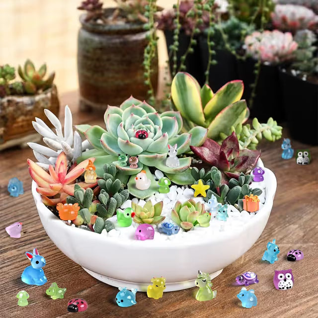 Animal Figurines Glow-in-the-Dark 60-Pack